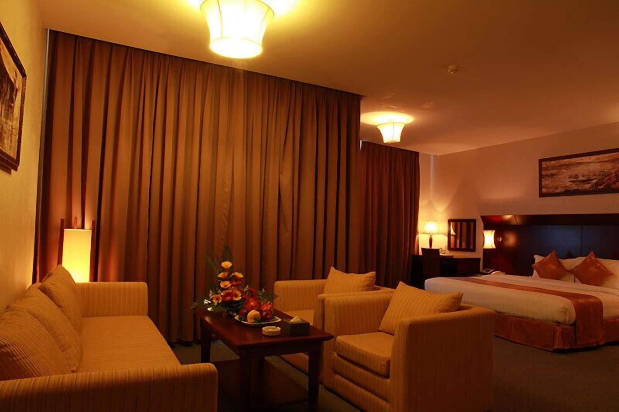 Dakruco Hotel Buôn Ma Thuột Extérieur photo