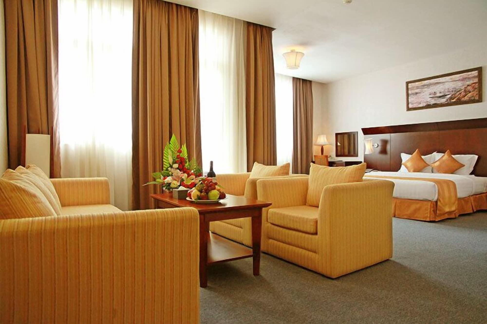 Dakruco Hotel Buôn Ma Thuột Extérieur photo