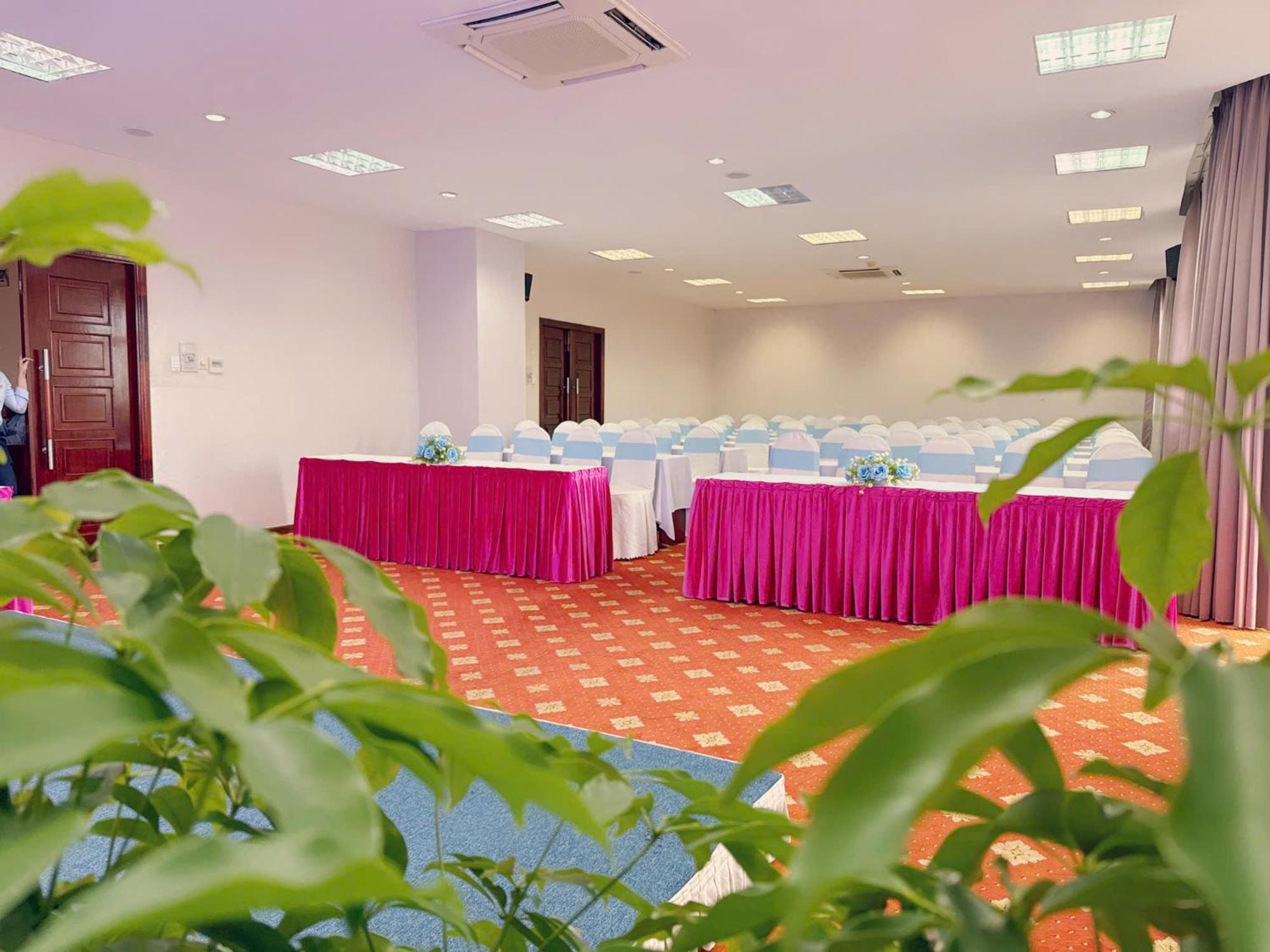 Dakruco Hotel Buôn Ma Thuột Extérieur photo