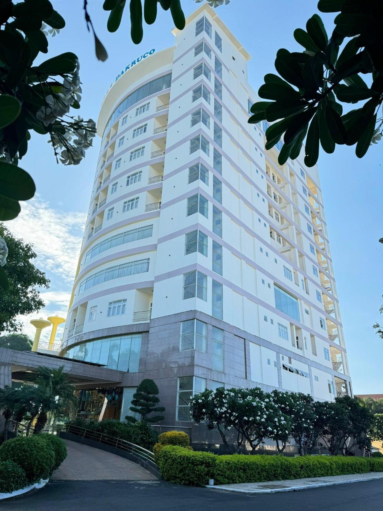 Dakruco Hotel Buôn Ma Thuột Extérieur photo
