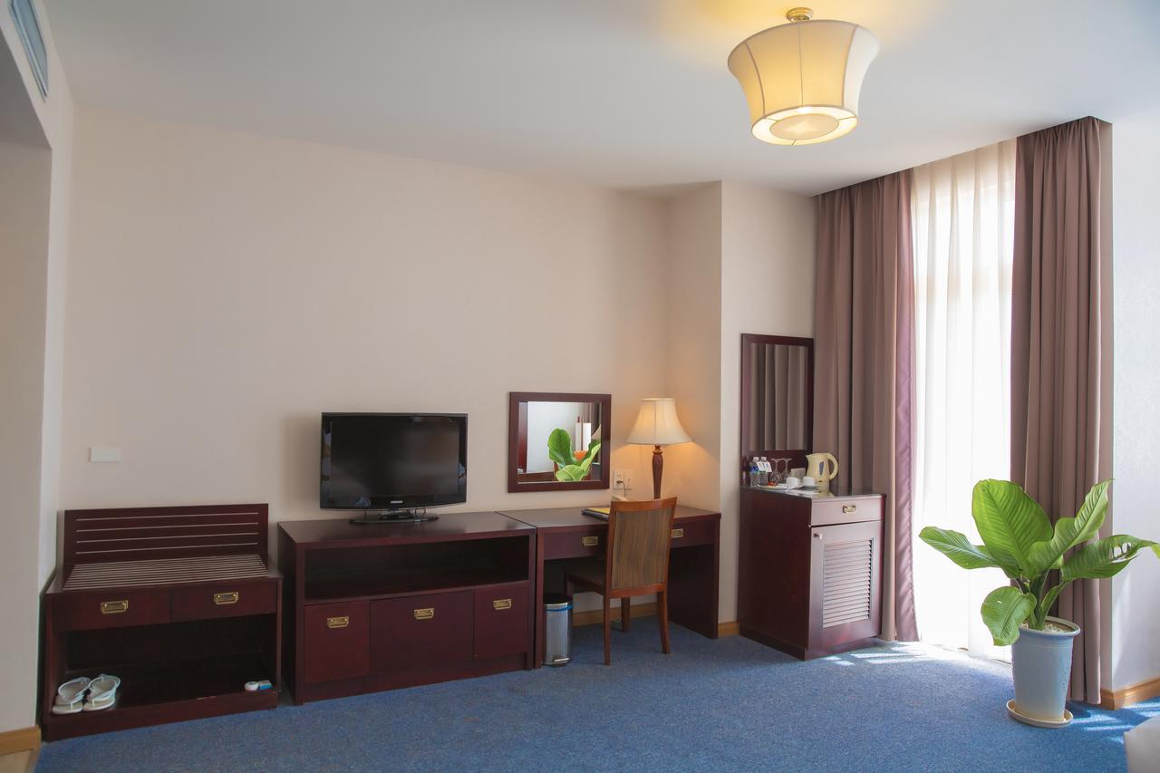 Dakruco Hotel Buôn Ma Thuột Extérieur photo